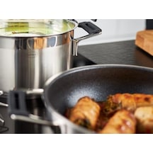Sılence Pro Servis Tavası, Çizilmeye Karşı Dayanıklı Birinci Sınıf Yapışmaz Kaplamalı Tava, Proresist, Silikon Kulplar, 24 Cm, Paslanmaz Çelik 18/10, İndüksiyonlu Ocaklara Uygun, Bulaşık Açık Bakır