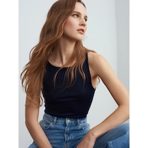 Lacivert