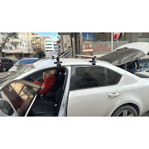 Skoda Octavia Oluksuz Tip Port Bagaj Tavan Çıtası Ara Atkı Kapıda