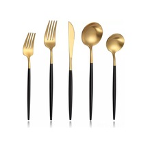Youmex 304 Paslanmaz Çelik 5 Parça西餐 Seti - Biftek Bıçağı, Çatal, Tatlı Çatalı, Kaşık, Tatlı Kaşığı - Siyah Altın Rengi - Ev Kullanıma Uygun Altın - Siyah