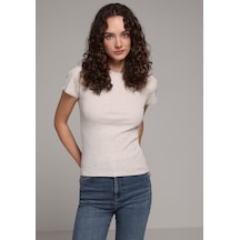 Colin's Colins Slim Fit Yuvarlak Yaka Düz Kadın Bej Kısa Kol Tişört Cl1083455 Q1.v1 Bme