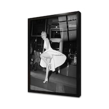 Uçuşan Beyaz Elbiseli Marilyn Monroe Çerçeveli Cam Tablo