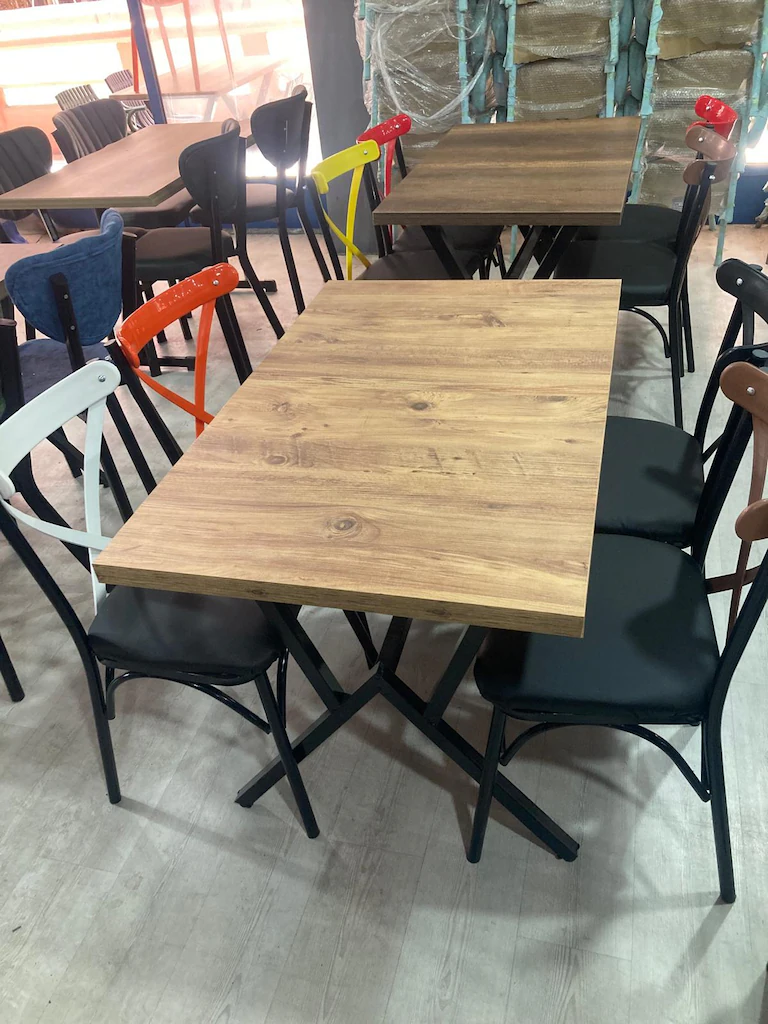 Çarpraz Takım Set Cafe Restaurant Çay Bahçesi Dış Mekan Acı Kahverengi