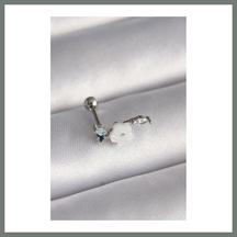 Bezos 316l Çelik Gümüş Renk Zirkon Taş Detay Beyaz Çiçek Model Tragus Piercing Mmbz 49656590