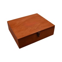 Ahşap Kare Kutu Klipsli 30x30cm Gen. 7cm Yükseklik Burma Renk