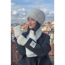 Mollycrush Peluş Kalpak Atkı Eldiven 3'lü Set Kadın Kışlık Beyaz Suni Kürklü 3'lü Takım Beyaz