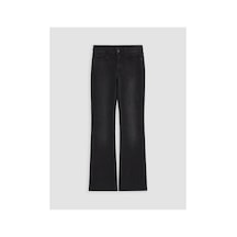 LC Waikiki Alıta Cıty Farkıyla Lcw Jeans Siyah Denim Düz İspanyol & Flare Yüksek Bel İspanyol Paça Kadın Jean P Siyah - 925657685 Siyah