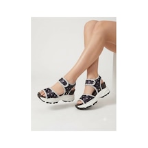 Elvı Siyah Kadın Dolgu Topuklu Spor Sandalet 9 Cm Siyah