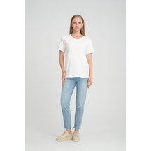 Alexandergardı Fitilli V Yaka Comfort Fit T-shirt E24-74602 001
