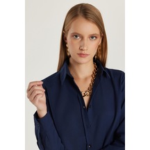 Tudors Kadın Slim Fit Dar Kesim Uzun Kollu Pamuklu Vücuda Oturan Dokulu Lacivert Basic Gömlek-35319 Lacivert