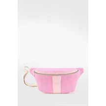 Kanvas Pembe