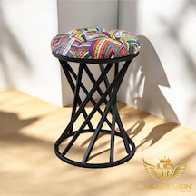 By Hakan Aşkın Kapitoneli Tornado Metal Pota Ayaklı Rug Pattern Black Pota Puf Style 2025 Çok Renkli 2