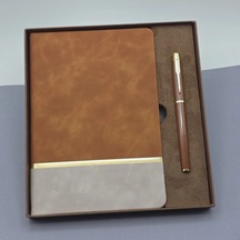 Kutulu Altın Şeritli Deri Defter Ve Kahverengi Metal Roller Kalem Set Çok Renkli