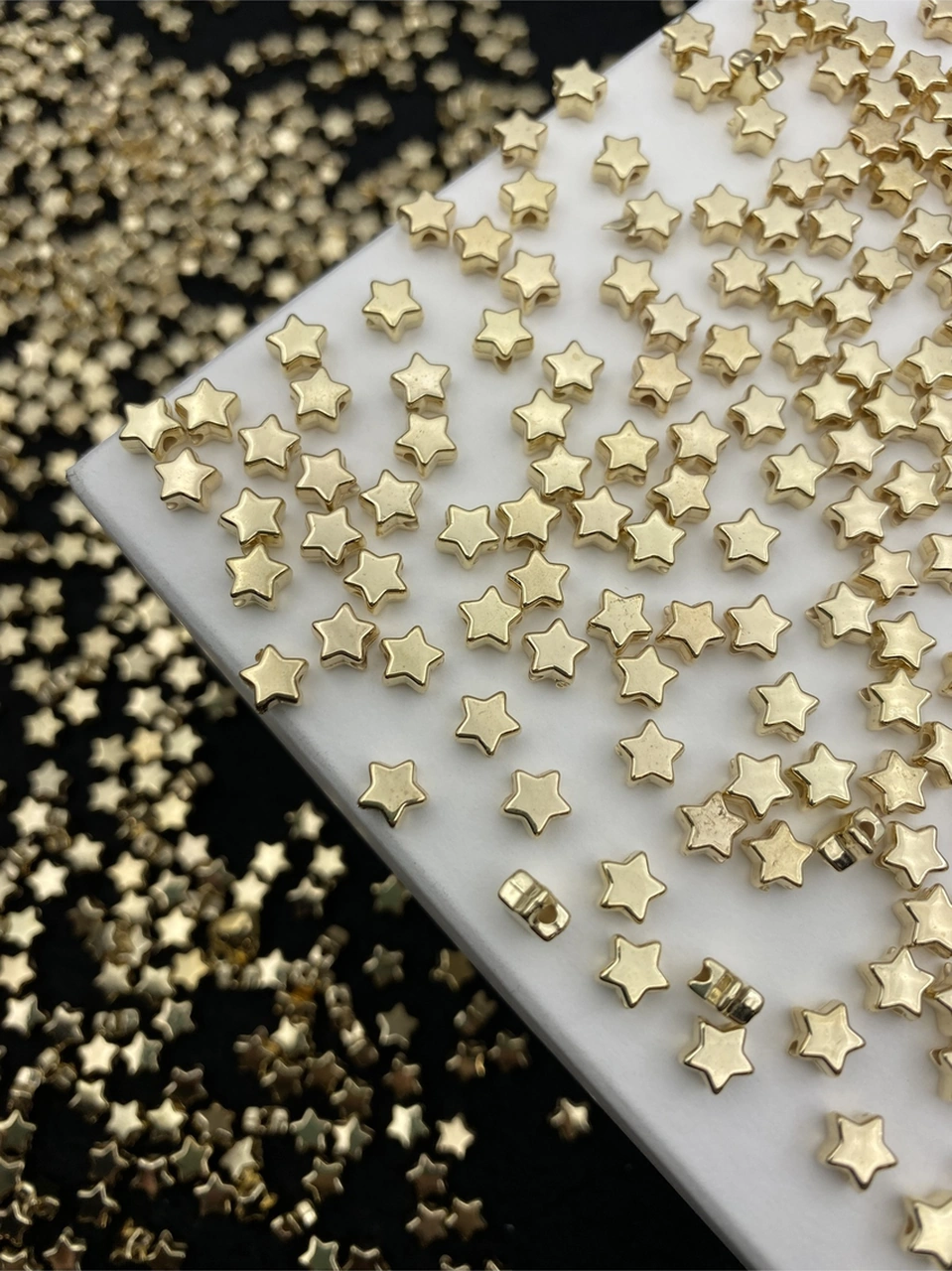 50 Adet Gold/ Altınsarısı 6mm Ccb Yıldız,metalize Metal Görünümlü Plastik Yıldız Boncuk,takı Boncuğu