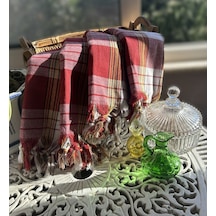 Kırmızı - Siyah - Beyaz