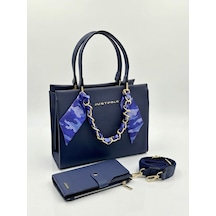 Just Polo Kadın Gold Zincirli Şal Detaylı Şık El & Omuz Çantası Ve Cüzdanı Kombin Shopper Ebat: 20 X 25 Cm Lacivert Just Polo Kadın Gold Zincirli Şal Detaylı Şık El & Omuz Çantası Ve Cüzdanı Kombin Shopper Ebat: 20 X 25 Cm Lacivert