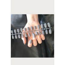 24 Adet Renkli Oval Kısa Takma Tırnak Seti 1077 Gri