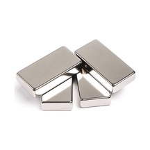 Süper Güçlü Neodyum Mıknatıs N35 Kalite Dikdörtgen - 40x20x10 Mm 4 Adet Set