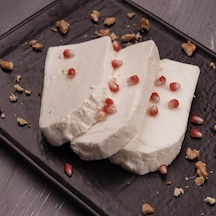 Gurmepark Ayvalık Ayvacık Tam Yağlı Köy Peyniri 500 G