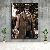 Kalpaklı Ve Montlu M. K. Atatürk Tablosu