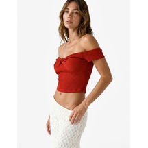 Koton Koton X Şahika Ercümen - Bürümcük Kumaş Kalp Yaka Düğüm Detaylı Omzu Açık Crop Top Kırmızı 6sak10451ek