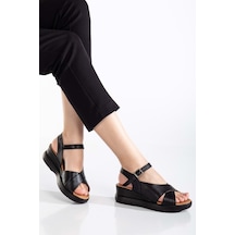 Analin Shoes Kadın Hakiki Deri Bilekten Bağlı Yüksek Taban Sandalet Siyah