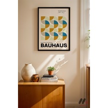 Bauhaus Renkli Yarım Daire, Siyah Çerçeveli Duvar Tablosu - Modern Ev Dekorasyonu