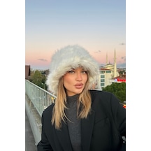 Mollycrush Luxury Kadın Beyaz Uzun Tüylü Suni Kürklü Peluş Bucket Kalpak Şapka Beyaz