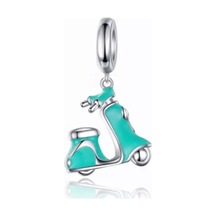 Fubena Sallantılı Barbie'nin Scooterı Charm
