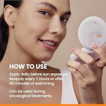 Compact Mineral Filtreli Açık Renkli Spf 50+ Cilt Tonu Eşitleyici Açık Renk Güneş Kremi 10 Gr