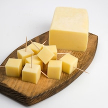 Taze Kaşar Peyniri 1 Kg - %100 Doğal, Tam Yağlı Ve Geleneksel Lezzet
