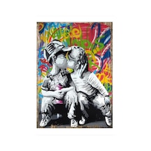 Öpüşen Çocuklar Hediyelik Mdf Tablo 25 Cm X 35 Cm