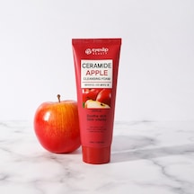 Eyenlip Beauty Seramid İçeren Elma Özlü Nemlendirici Temizleme Köpüğü 100 ML