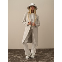 Xint Kırık Beyaz Doğal Yün Dokulu Oversize Kaban 290473