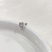 Sallantılı Elmas Görünümlü Gümüş Tragus Pıercıng - Rodyum Beyaz Beyaz