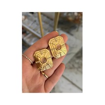 Vintage Model Gold Çerçeveli Bej Taş Detaylı Küpe Altın
