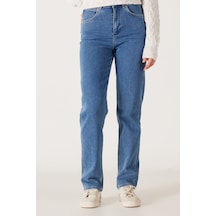 Wrangler Yüksek Bel Dar Paça Esnek Mavi Kadın Mom Jean Denim Kot Pantolon W27M68231 Mavi