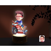 Kişiye Özel Motorcu Çocuk Karikatürlü Dekoratif 3D Biblo Led Işık