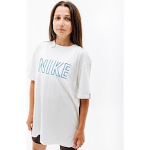Sportswear Utility Graphic Kadın Beyaz T-shirt Fj4931-121 Beyaz Sportswear Utility Graphic Kadın Beyaz T-shirt Fj4931-121 Beyaz