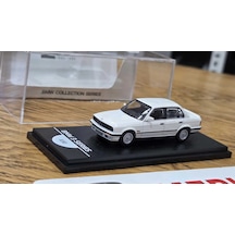 1/64 Bmw E30 Beyaz - Collector Edition 50 Years Bmw 3 Series