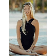 Siyah