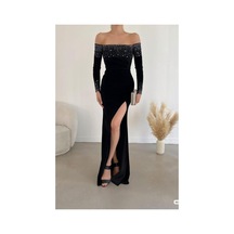Lior Design Kadın Trend Model Esnek Kadife Kumaş Yırtmaçlı Uzun Kollu Abiye Elbise Siyah