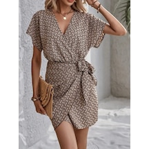 Kadın Kısa Yarasa Kollu Önden Kruvaze Yaka Detaylı Önden Bağlamalı Desenli Süprem Elbise Desenli