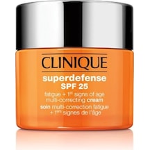 Yaşlanmanın İlk Belirtilerine Karşı Etkili Superdefense Spf25 Koruyucu Ve Nemlendirici Krem 30 Ml