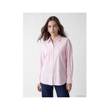 LC Waikiki Alıta Cıty Farkıyla Lcw Modest Pembe Çizgili Oxford Kadın Gömlek Pembe - 931522871 Pembe