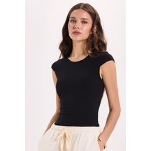 Tudors Kadın Slim Fit Dar Kesim Pamuklu Likralı Bisiklet Yaka Ay Kol Siyah Tişört-51121