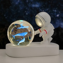 Soulader Astronot Figürlü Kristal Küre Dekoratif Masa Lambası Işık Efektli Gece Aydınlatması Modern Oda Süsü Pembe