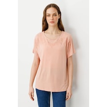 Kadın Sıfır Yaka Boncuk İşlemeli Penye T-shirt Somon Somon