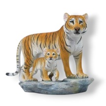 Veronese Koleksiyon Kaplan Ve Yavrusu Figür 34cm