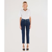Yargıcı Paça Yırtmaç Detaylı Normal Bel Dar Boru Paça Denim Pantolon 25ykpn3023x 515 Mavi